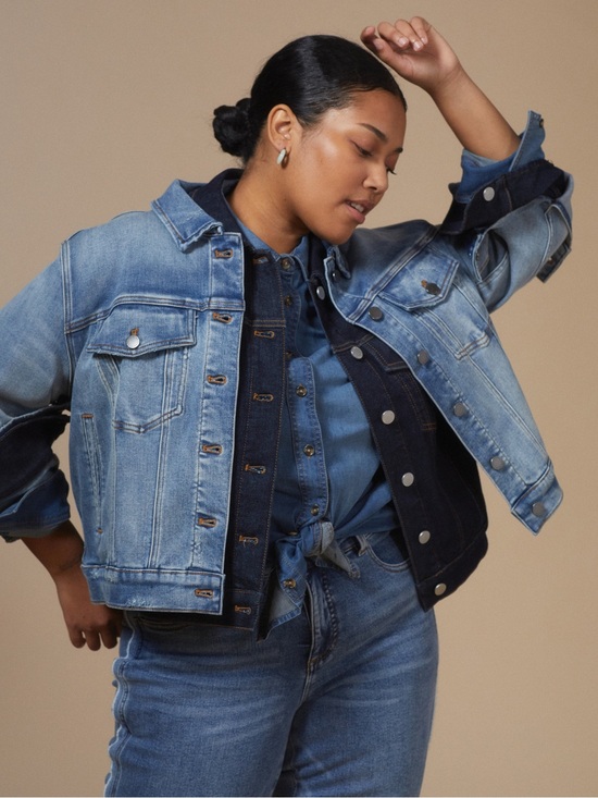Universal Standard Jackets & Blazers - Universal Standard Sz Md / 18/20 Kelsey Denim Jacket